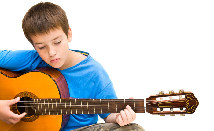 Pero kiwi Azul clases-de-guitarra-para-ninos | Colegio Los Rosales